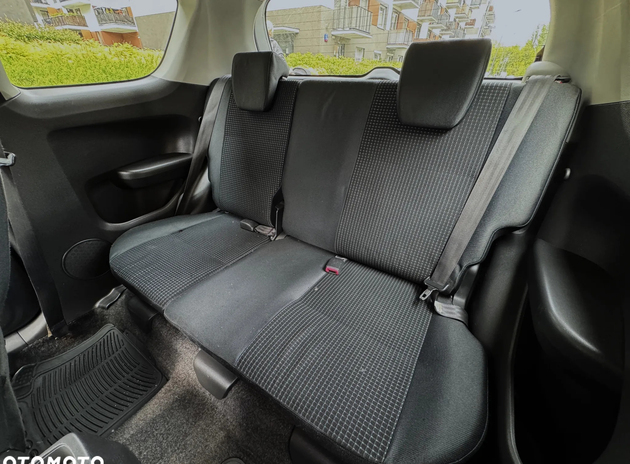Suzuki Swift cena 14999 przebieg: 229000, rok produkcji 2005 z Warszawa małe 326